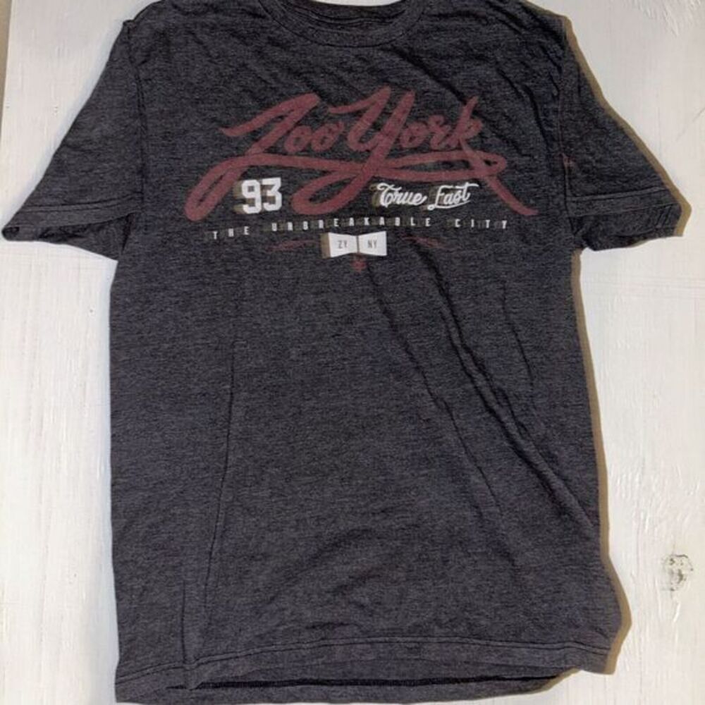 Zoo York T‎ Shirt Medium